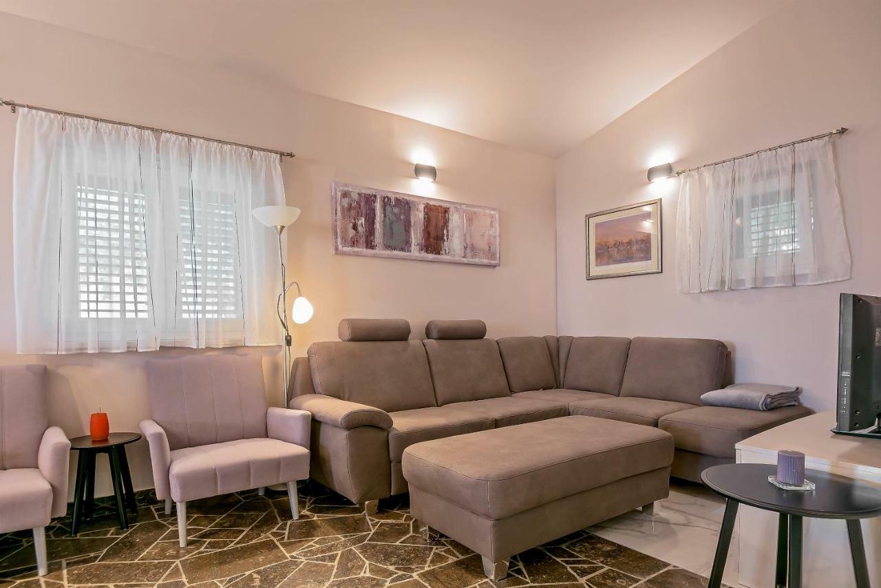 Villa Bandic Baška Voda Exteriér fotografie