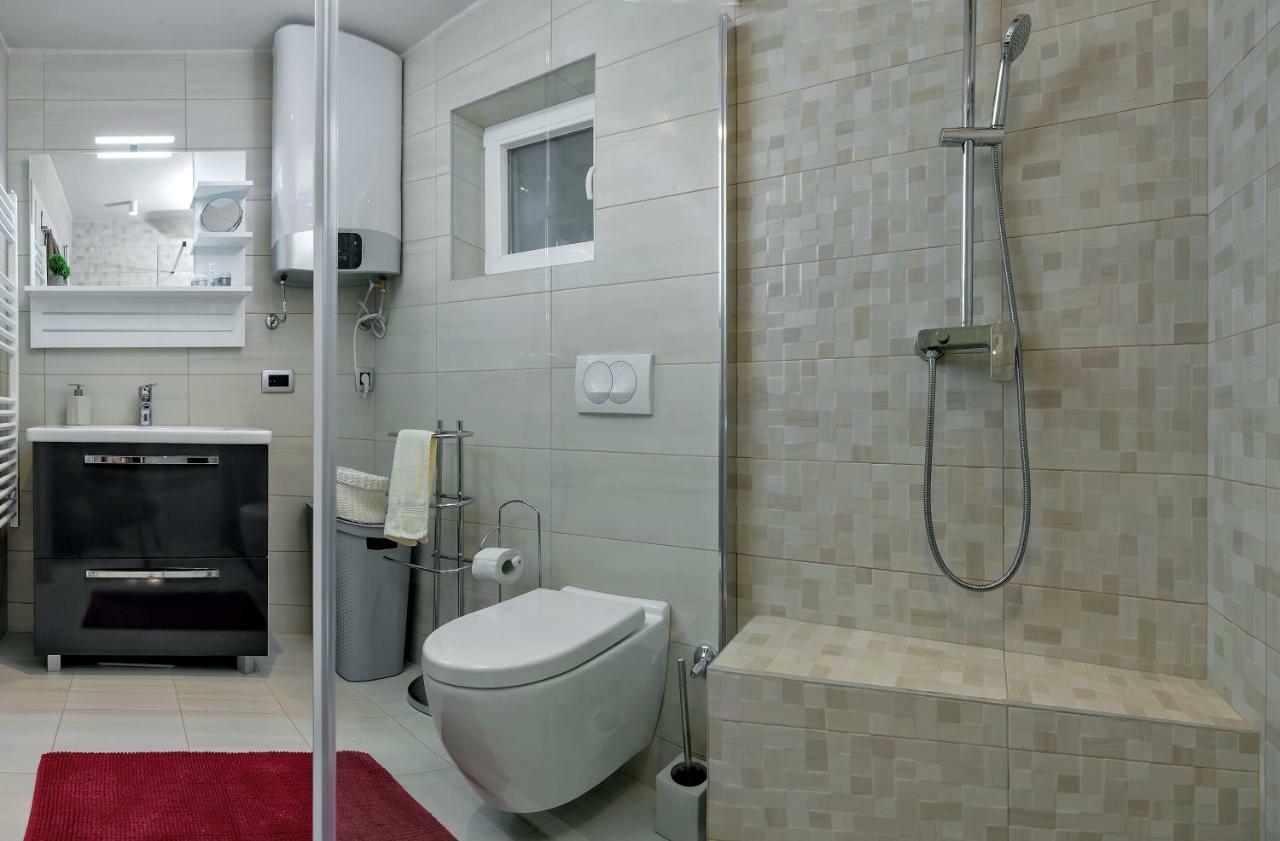 Villa Bandic Baška Voda Exteriér fotografie